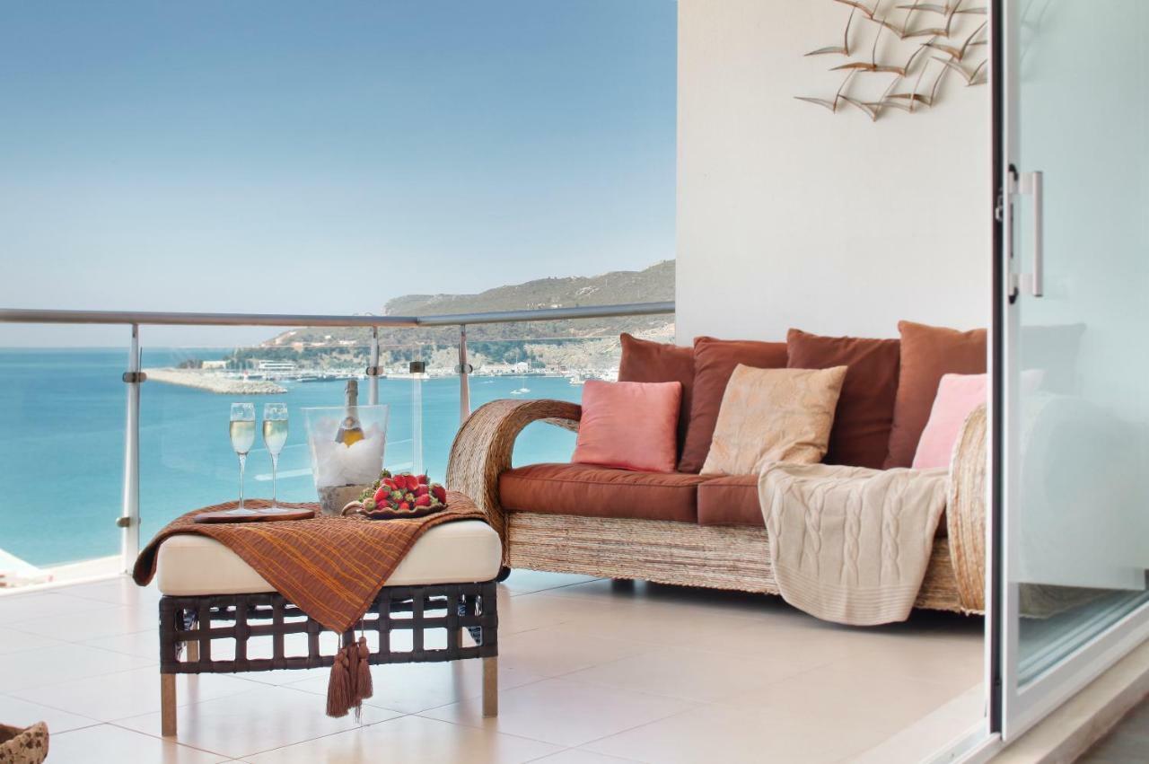 Couette-café Cali Deluxe Holidays, 4*